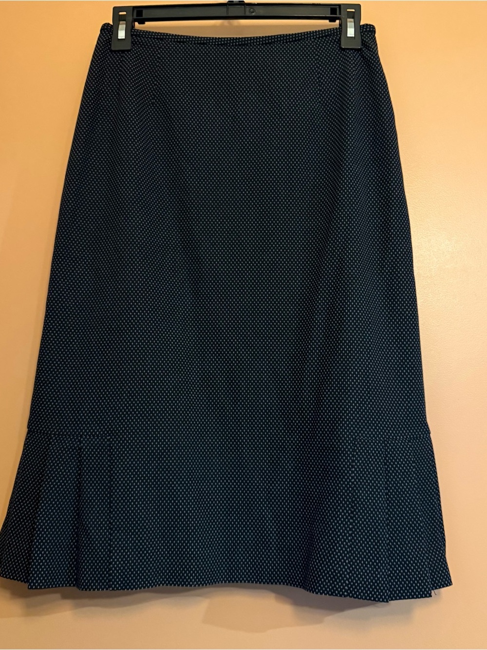 Kasper Womens Size 10 Black Geometric Pleated Midi Skirt Flounce Hem Career